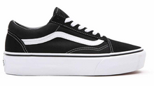 Cargar imagen en el visor de la galería, Vans old skool con plataforma
